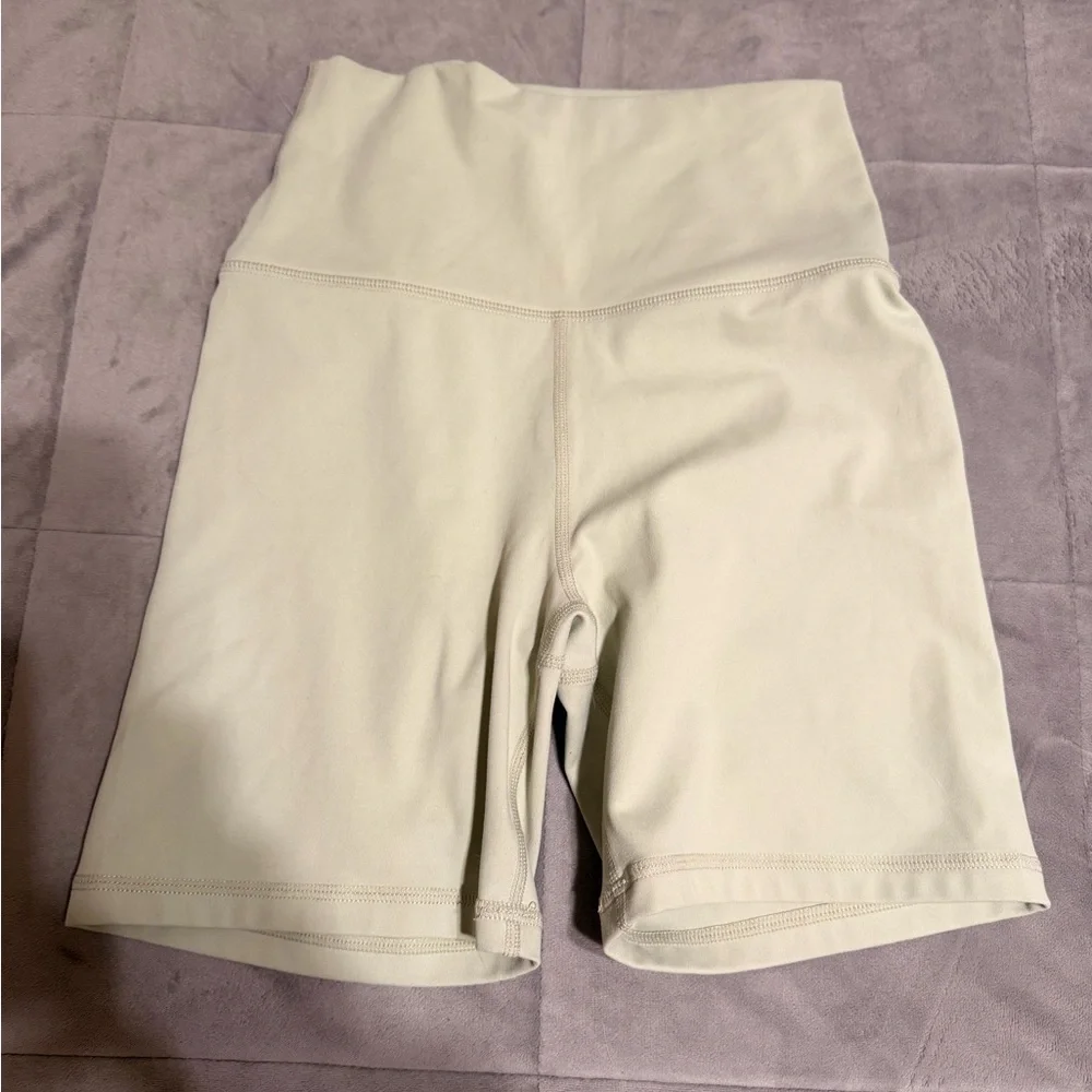 High-Waist light green Women's Bike Shorts